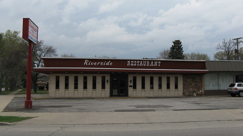 The Riverside Restaurant on South Harlem Avenue.  Riverside Illinois USA. March 2012. by Eddie from Chicago