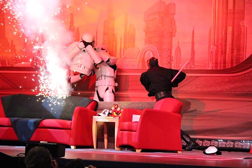 Darth Maul fights Stormtroopers