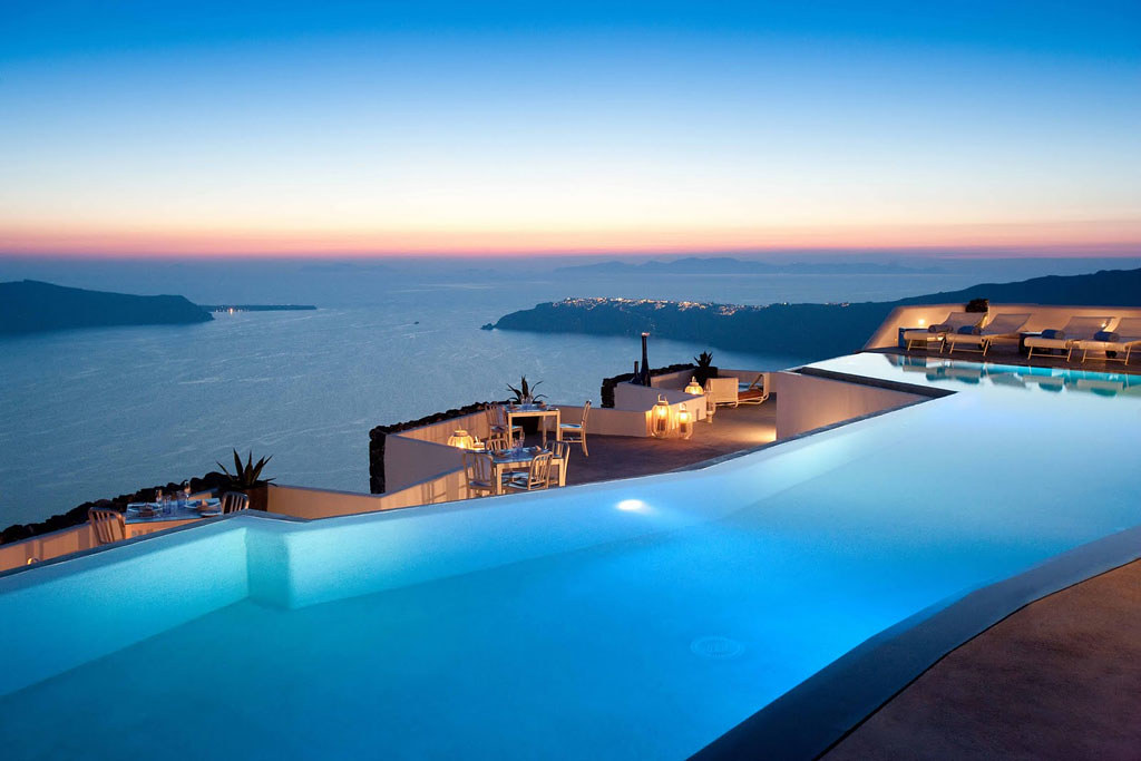  Luxury Hotels in Greece 