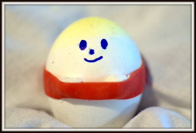 White Trash Egg ©2012 – Todd Clark