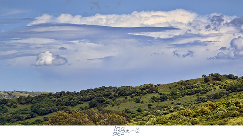 Nubes sobre Los Barrios by Bakalito (Antonio Benítez Paz)