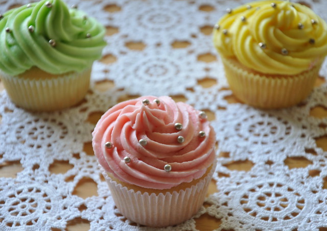 Scented White Cupcakes