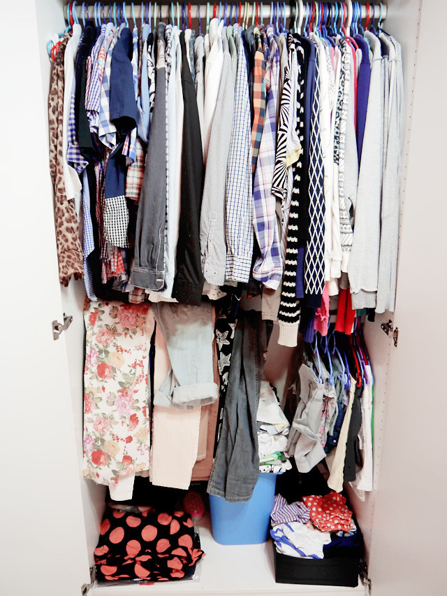 typicalben room wardrobe shirts