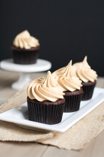 chocolate-cupcakes-biscoff-icing-6