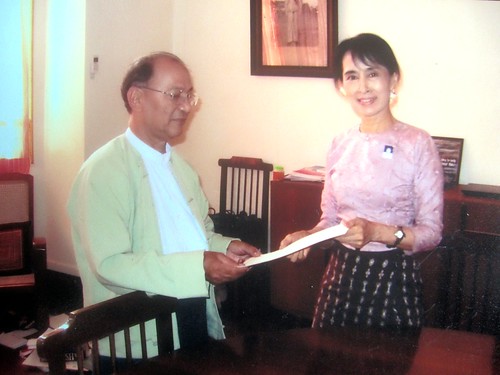 U Thein Han and Daw Aung San Suu Kyi in 2011
