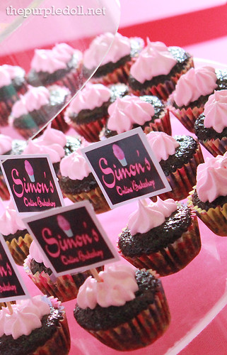 Simon's Online Bakery Mini Cupcakes