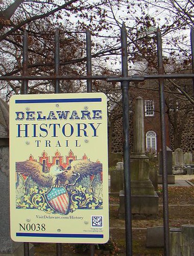 Delaware History Trail sign, Holy Trinity (Old Swedes) Church 