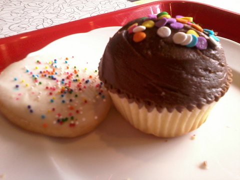 Cookie and Cupcake From The Treats Truck