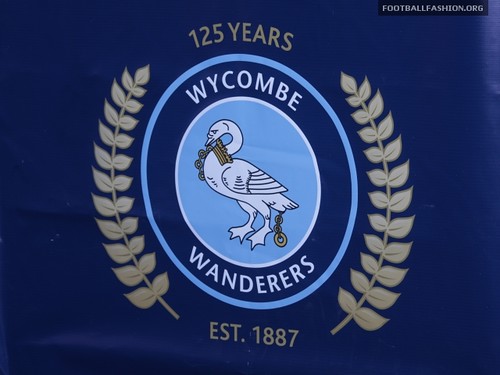 Wycombe Wanderers Kukri 2012/13 Home Soccer Jersey / Football Kit