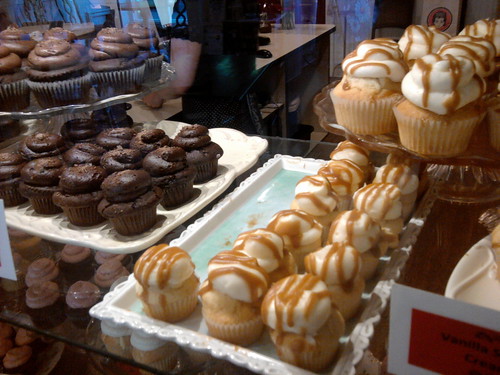 Vanilla Salted Caramel Creamcheese At Bonjour Cupcakes In Olympia