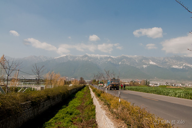 Cycling around Cangshan and Erhai Lake