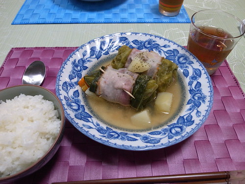 a roll of cabbage stuffed with minced meat by YuChHaMa