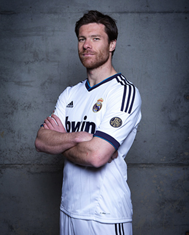 Kostum Adidas Real Madrid musim 2012-2013