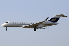 Z) Amira Air Global Express OE-IRP BCN 26/02/2012