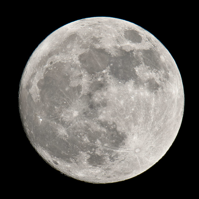 Moon (99.3%)