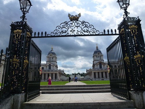 Thames path 01 - Old Royal Navel College, Greenwich
