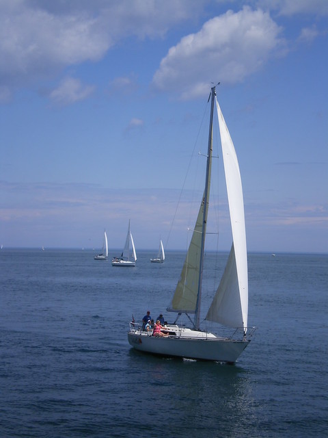 Sailing on Lake Ontario