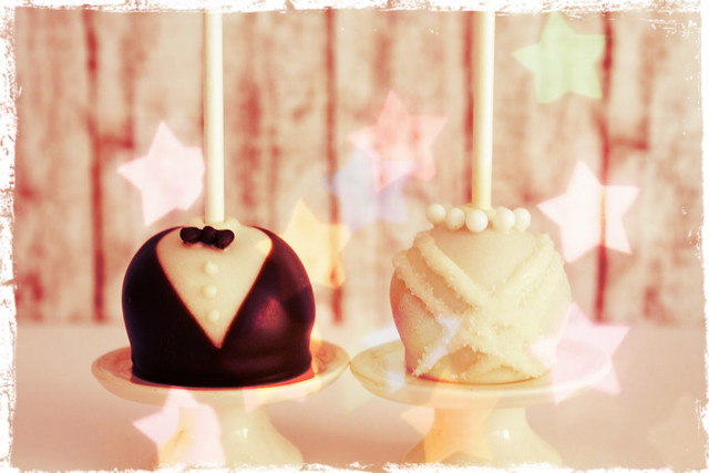 Wedding Cake Pops with a little instagram style :)