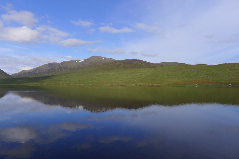 Chno Dearg reflected in Loch Ghuilbinn