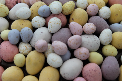 Picture of several chocolate easter eggs of varying colors