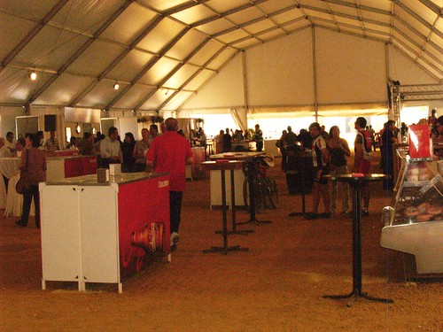 Interior de la Feria de la Tapa de Gines