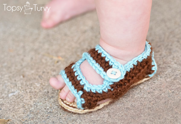 crochet-baby-sandals-toes