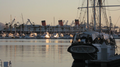 Queen Mary in Telephoto by frayser