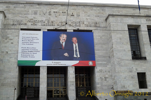 Tribunale di Milano, Falcone & Borsellino. by Alberto04