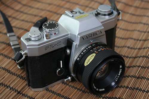 Yashica FX-2 / Yashica Lens ML 50mm 1:1.7