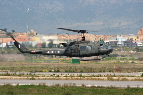 BELL UH-1H ΕΣ810 