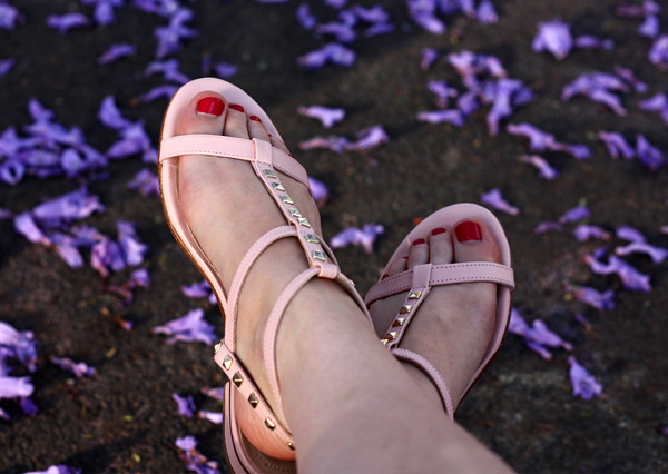 massimo_dutti_studded_sandals