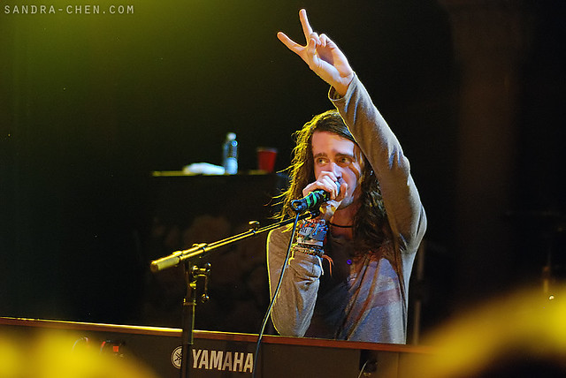 Mayday Parade Brasil added this photo to their favorites 4 weeks ago 