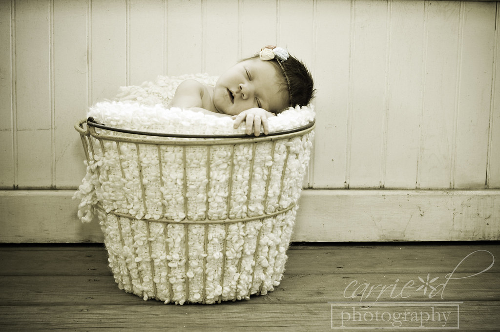 Ellicott City Newborn Photographer - Beth 4-4-2012 (50 of 182)BLOG