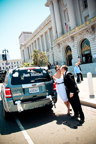 Julie Michelle Photography San Francisco City Hall Wedding Zipcar