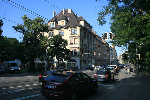 Montgelastraße, Ecke Mauerkircher Straße
