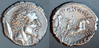 448/2a L.HOSTILIVS SASERNA Hostilia Denarius. Vercingetorix, Gallic shield, Two warriors in biga. Rome 48BC.