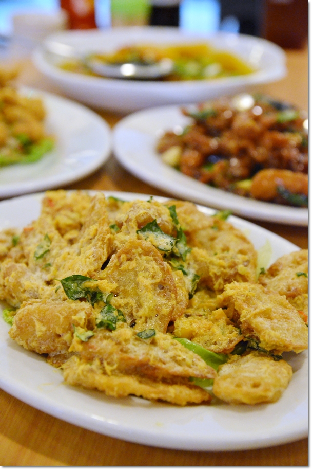 Salted Egg Lotus Roots