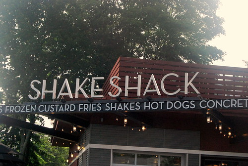 Shake Shack - entrance