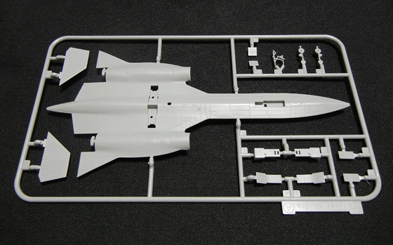 1:144 Dragon SR-71 A Blackbird - Parts