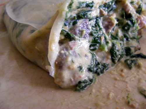 Spinach & chicken giblets with greek yoghurt rolls....