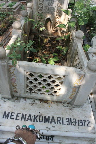 Fatiah for the poetic soul of late meena kumari