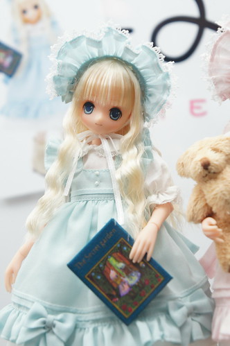 DOLL SHOW 34