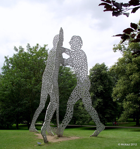 Sculpture 6 by Mickaul