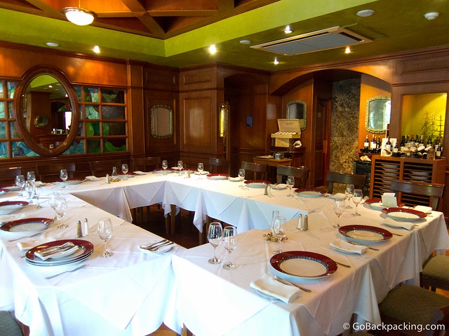 The formal dining room at La Frigata