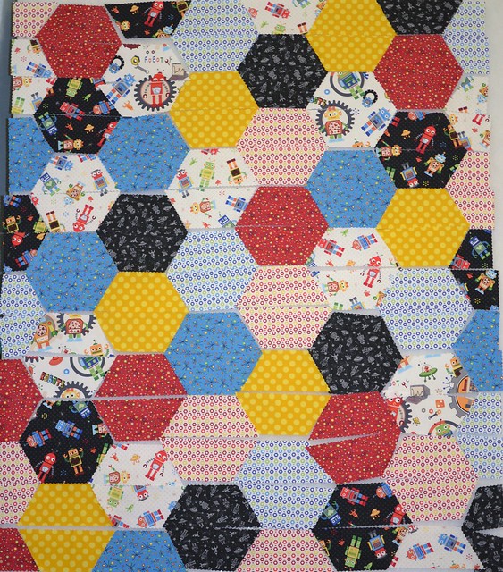 robot hexagon quilt