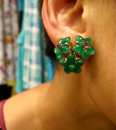 Sweet!! 1950s floral cluster earrings in a lovely jade green. Austrian. First hand, never worn.