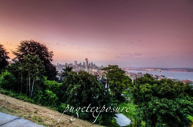 Wide view of downtown Seattle skyline from Kerry Park