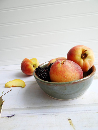blackberry thyme peach cobbler