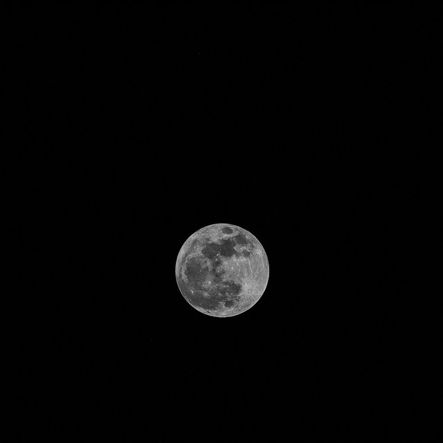 Super Moon 5 May 2012 - ZD Lens