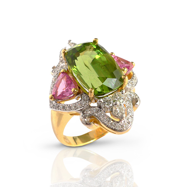 sharartdesign_chedi_pink_sapphire_peridot_diamond ring